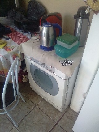 Vendo secadora de chão Brastemp com defeito