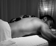 Massagem relaxante para o público masculino